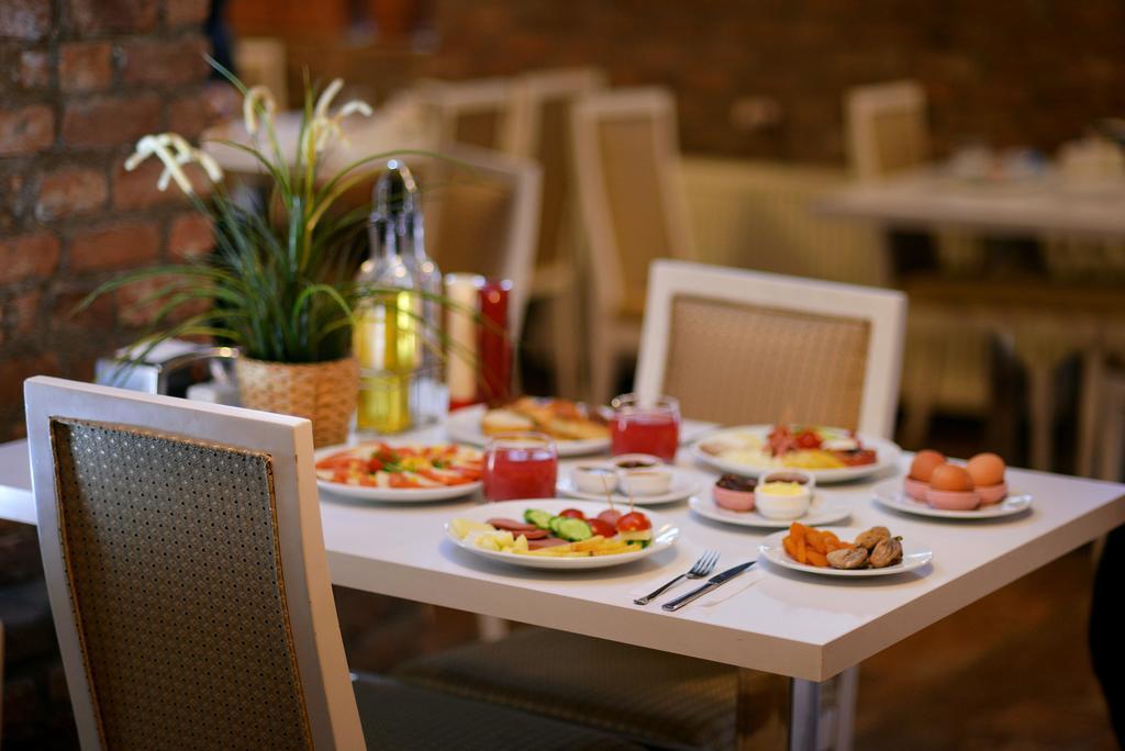 Uluhan Hotel Amasya Exterior photo