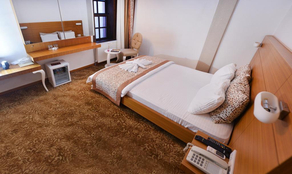 Uluhan Hotel Amasya Exterior photo
