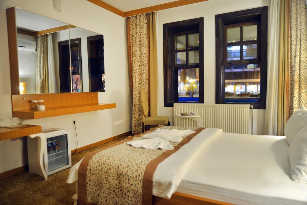 Uluhan Hotel Amasya Exterior photo
